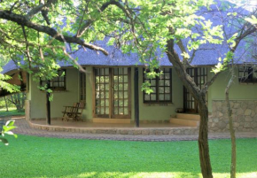 Family Lodge in Natural African bush - 2113